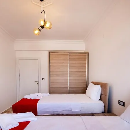 Villa Sessiz,sakin, Huzurlu Jakuzi Ve Saunali Deniz,doga Manzarali Muestakil *