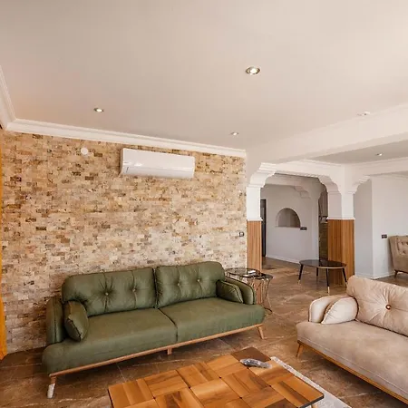 Sessiz,sakin, Huzurlu Jakuzi Ve Saunali Deniz,doga Manzarali Muestakil Villa Fethiye